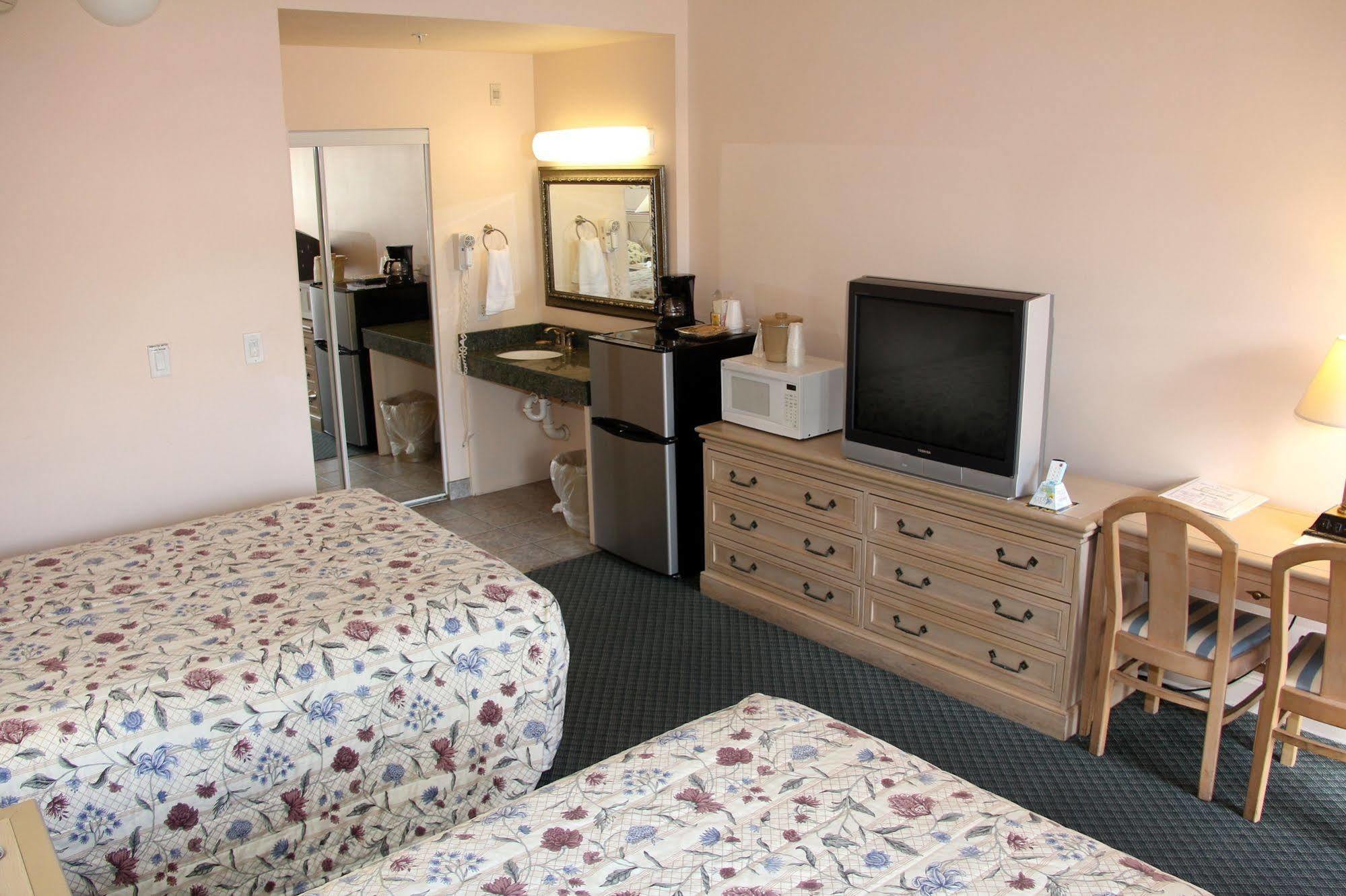 Royal Inn Hotel Loxahatchee Bagian luar foto